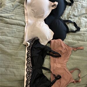 4 breastfeeding bras - 2 willow and 2 mom cozy - Black, Beige, Blush
